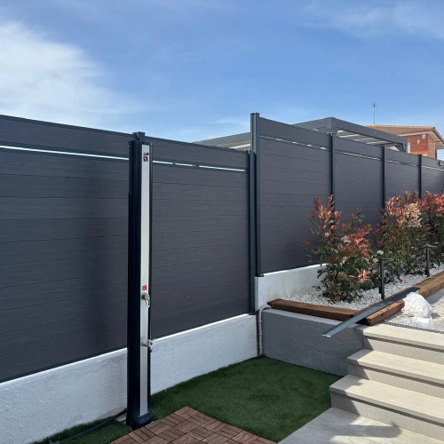 Instalación de toldo extensible en Cunit